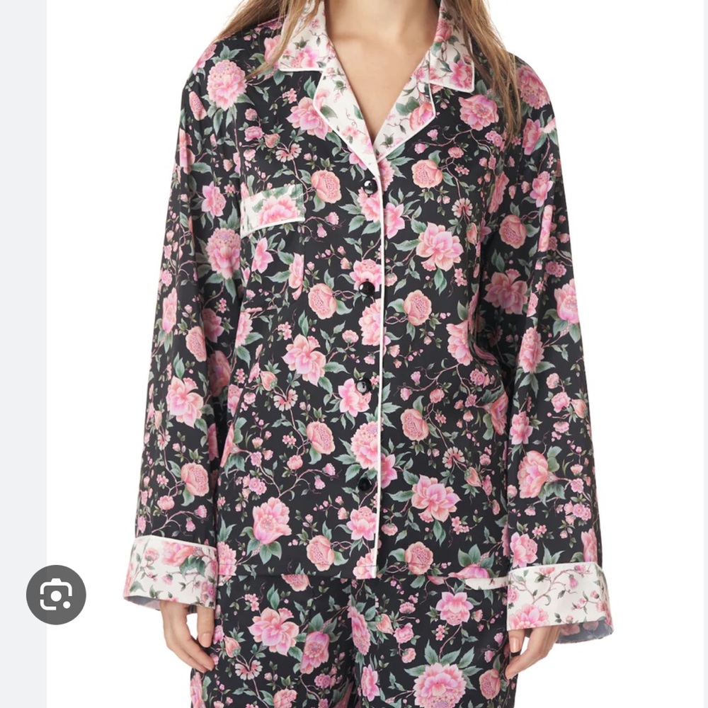 AMUR -  “Gianna“ Top in Floral